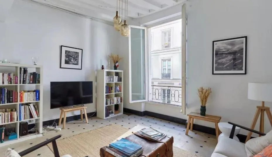 Les Secrets De La Rue Dauphine Apartment Paris France